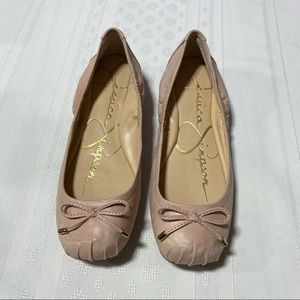 Jessica Simpson flats